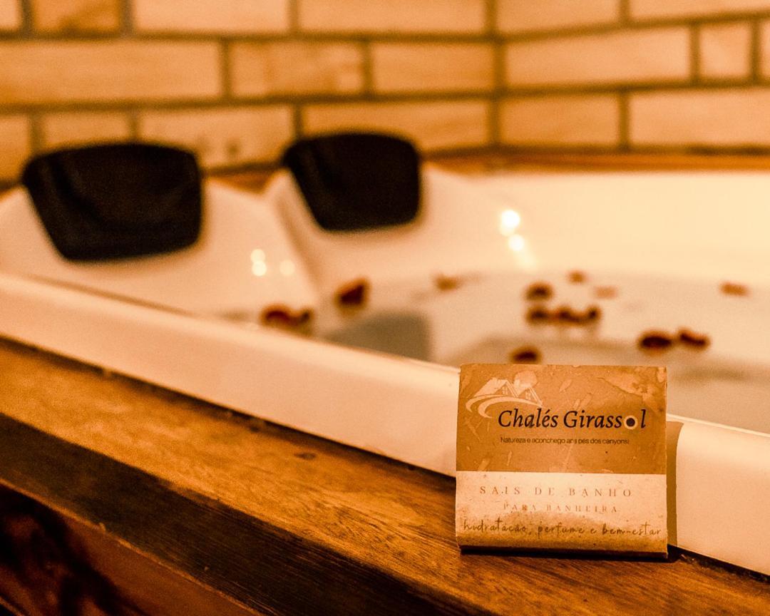 Girassol Lodge *